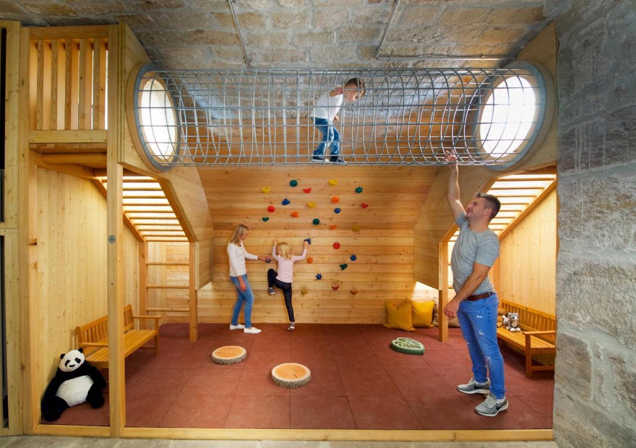 Jufa Hotel Kronach - Festung Rosenberg ภายนอก รูปภาพ